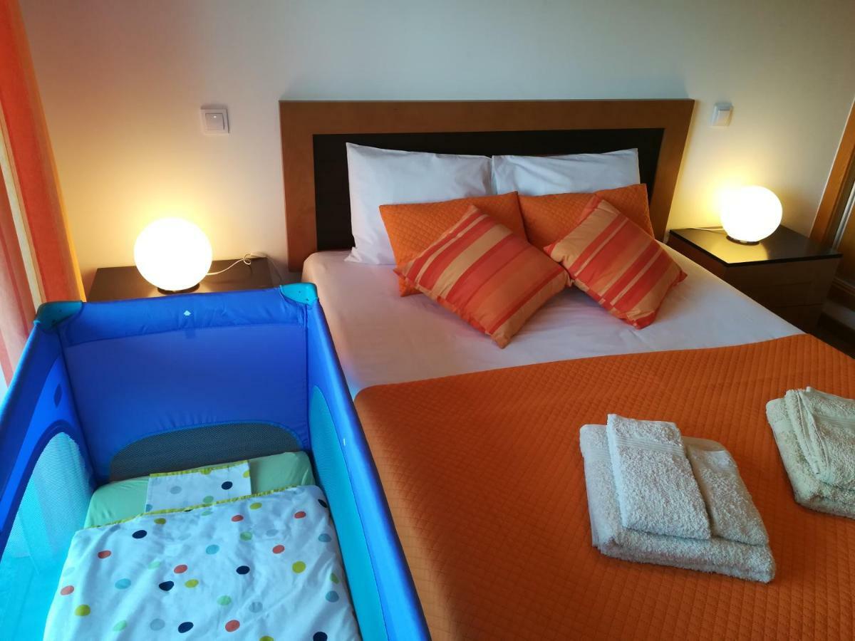 Apartamento Bayside - Сан-Мартінню-ду-Порту Екстер'єр фото